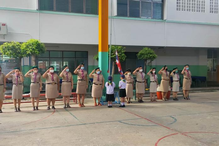 บรรยากาศเช้าวันนี้ ของกองลูกเสือสำรอง ????ชั้นประถมศึกษาปีที่ 1 - 3 และลูกเสือสามัญ เนตรนารี ????ชั้นประถมศึกษาปีที่ 4 - 6