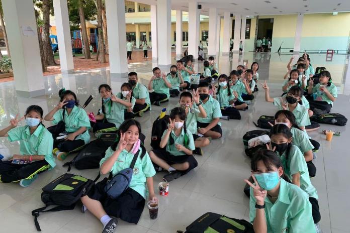 โครงการติวสอบ YCT 2022