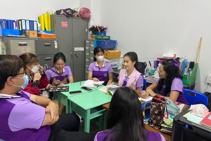 PLC กลุ่มสาระภาษาอังกฤษประจำเดือนกันยายน