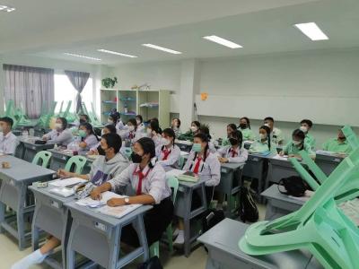 โครงการส่งเสริมพัฒนาศักยภาพภาษาอังกฤษ