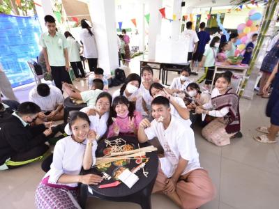 ภาพกิจกรรม วันลอยกระทง ประจำปี 2565