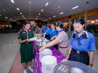 โรงเรียนสีขาวสร้างภูมิคุ้มกันปัญหาและพิษภัยยาเสพติดโรงเรียนมัธยมวิทยา