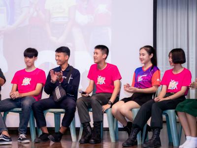 โรงเรียนสีขาวสร้างภูมิคุ้มกันปัญหาและพิษภัยยาเสพติดโรงเรียนมัธยมวิทยา