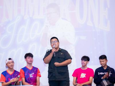 โรงเรียนสีขาวสร้างภูมิคุ้มกันปัญหาและพิษภัยยาเสพติดโรงเรียนมัธยมวิทยา