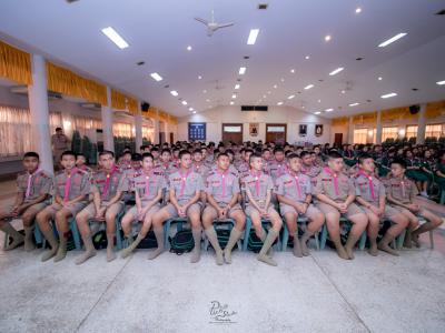 โรงเรียนสีขาวสร้างภูมิคุ้มกันปัญหาและพิษภัยยาเสพติดโรงเรียนมัธยมวิทยา
