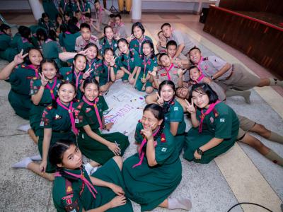 โรงเรียนสีขาวสร้างภูมิคุ้มกันปัญหาและพิษภัยยาเสพติดโรงเรียนมัธยมวิทยา