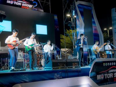 การประกวดวงสตริง ในงาน Motor Show 2022