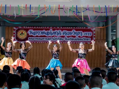 กิจกรรมลานลูกทุ่งสร้างสรรค์ รวมพลังเยาวชนไทย