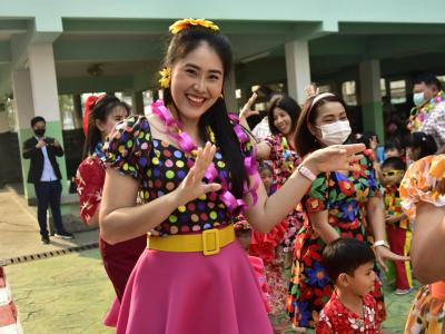 กาดมั่วคัวน้อย อนุบาล 100ปี มท.