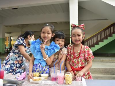 กาดมั่วคัวน้อย อนุบาล 100ปี มท.