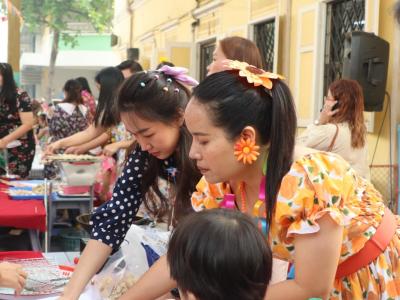 กาดมั่วคัวน้อย อนุบาล 100ปี มท.