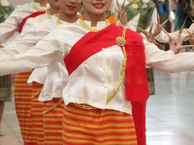 พิธีบายศรี สู่เข้าเอาขวัญ