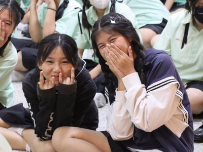 กิจกรรมการอบรม เรื่อง สารเสพติด อบายมุข สื่อออนไลน์ และแก้ปัญหาความรุนแรง การล่วงละเมิดทางเพศ