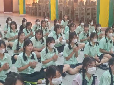 กิจกรรมการอบรม เรื่อง สารเสพติด อบายมุข สื่อออนไลน์ และแก้ปัญหาความรุนแรง การล่วงละเมิดทางเพศ