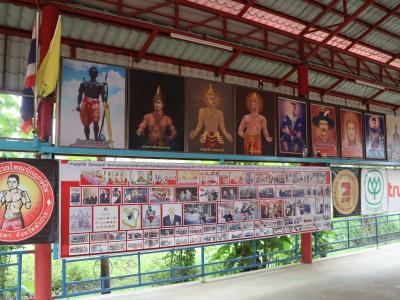 นักเรียนชั้นมัธยมศึกษาปีที่ 4 เข้ารวมฝึกซ้อมแม่ไม้มวยไทย ที่ค่ายมวยเบิกฤกษ์ยิม อำเภอเกาะคา จังหวัดลำปาง