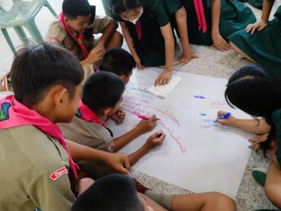 โรงเรียนมัธยมวิทยาได้จัดการฝึกอบรมโครงการสร้างจิตสำนึกพลเมืองดีวิถีประชาธิปไตย ให้กับเหล่าลูกเสือ กกต.