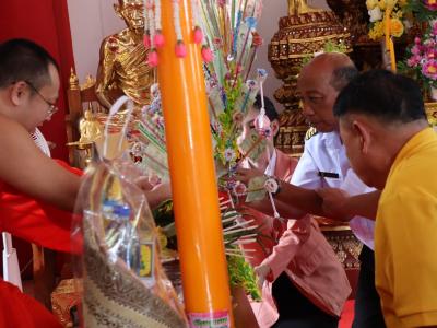 ประเพณีแห่เทียนพรรษา ตัวแทนระดับชั้นอนุบาล