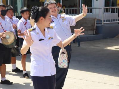 ประเพณีแห่เทียนพรรษา ตัวแทนระดับชั้นอนุบาล