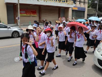 ประเพณีแห่เทียนพรรษา ตัวแทนระดับชั้นประถมศึกษา