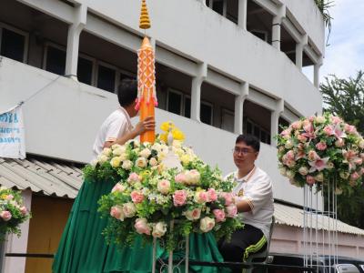 ประเพณีแห่เทียนพรรษา ตัวแทนระดับชั้นประถมศึกษา