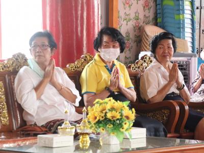 ทำบุญเนื่องในวันสถาปนามูลนิธิเพื่อการศึกษาประชาวิทย์ - มัธยมวิทยา