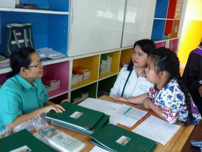 แจกสมุดรายงานผลการเรียน ภาคเรียนที่ 1 ประจำปีการศึกษา 2562