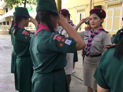 พิธีประดับยศและมองเครื่องหมายลูกเสือโลก ของลูกเสือสามัญรุ่นใหญ่