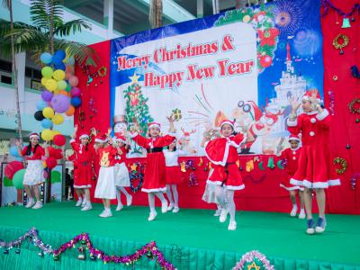 merry christmas and happy new year 2020