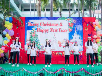 merry christmas and happy new year 2020