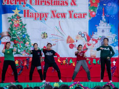 merry christmas and happy new year 2020