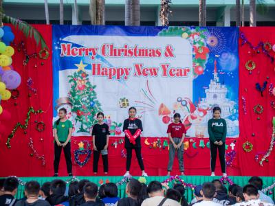merry christmas and happy new year 2020