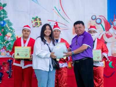 merry christmas and happy new year 2020