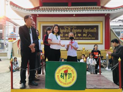 รับทุนการศึกษา สมาคมศิษย์เก่าโรงเรียนมัธยมวิทยา-ประชาวิทย์