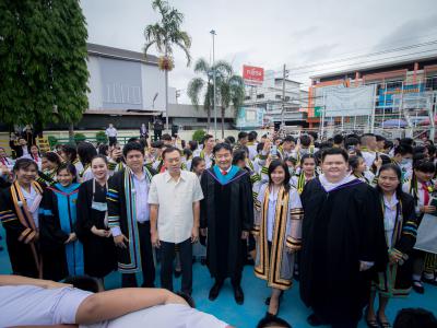 พิธีมอบวุฒิบัตรสำเร็จการศึกษา ประจำปี 2563