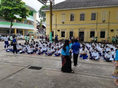 ภาพบรรยากาศการรับวัคซีน นักเรียนโรงเรียนมัธยมวิทยา