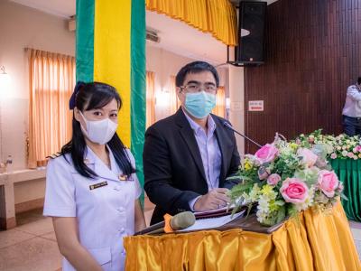 พิธีรับพระราชทานเครื่องราชอิสริยาภรณ์อันเป็นที่สรรเสริญยิ่งดิเรกคุณาภรณ์