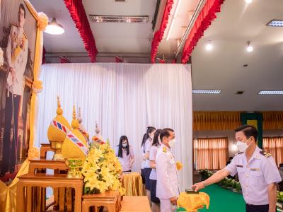 พิธีรับพระราชทานเครื่องราชอิสริยาภรณ์อันเป็นที่สรรเสริญยิ่งดิเรกคุณาภรณ์
