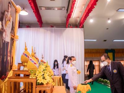 พิธีรับพระราชทานเครื่องราชอิสริยาภรณ์อันเป็นที่สรรเสริญยิ่งดิเรกคุณาภรณ์