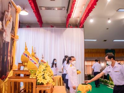 พิธีรับพระราชทานเครื่องราชอิสริยาภรณ์อันเป็นที่สรรเสริญยิ่งดิเรกคุณาภรณ์