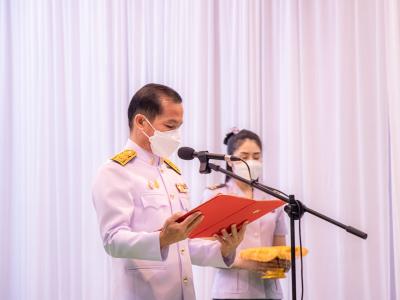 พิธีรับพระราชทานเครื่องราชอิสริยาภรณ์อันเป็นที่สรรเสริญยิ่งดิเรกคุณาภรณ์