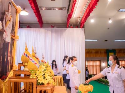 พิธีรับพระราชทานเครื่องราชอิสริยาภรณ์อันเป็นที่สรรเสริญยิ่งดิเรกคุณาภรณ์