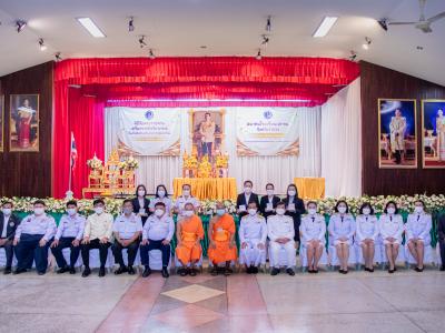 พิธีรับพระราชทานเครื่องราชอิสริยาภรณ์อันเป็นที่สรรเสริญยิ่งดิเรกคุณาภรณ์