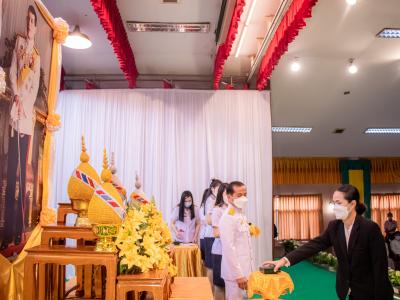 พิธีรับพระราชทานเครื่องราชอิสริยาภรณ์อันเป็นที่สรรเสริญยิ่งดิเรกคุณาภรณ์